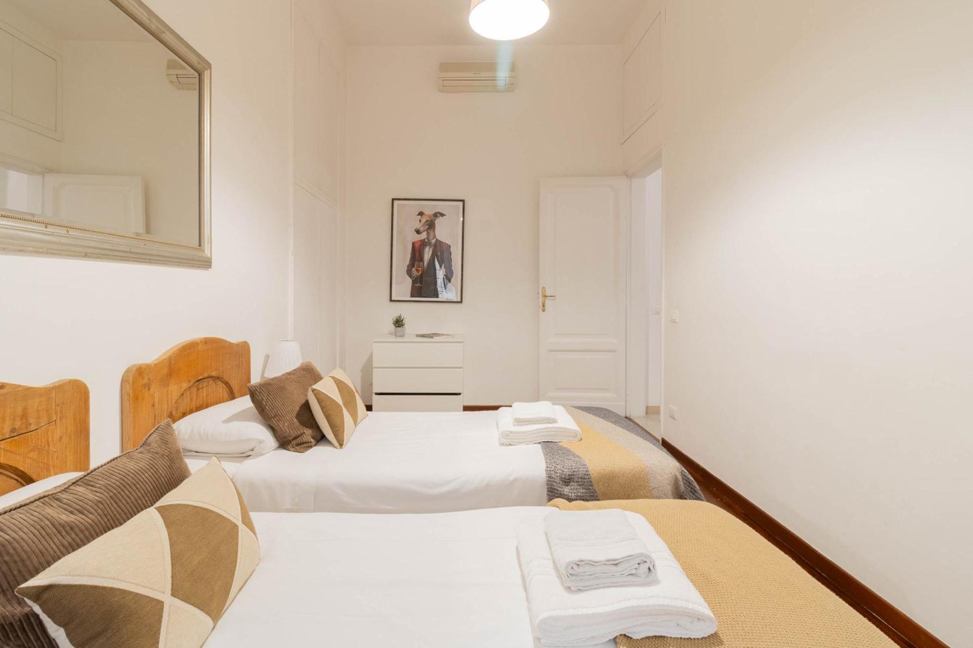 Luxury Spagna Apartments โรม ภายนอก รูปภาพ